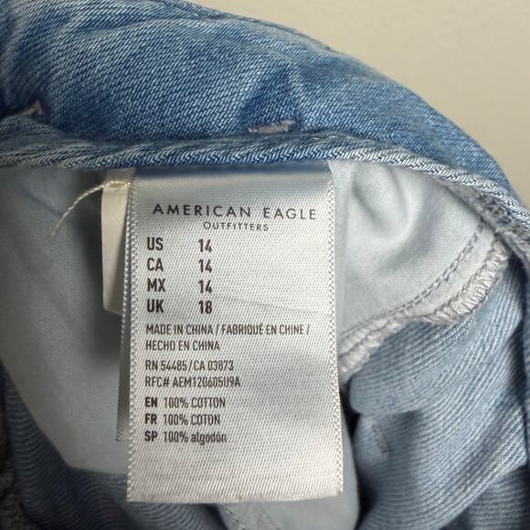 American Eagle Mom Short Light Wash Paper Bag Tie Waist Denim Women's Size 14 - Picture 6 of 6